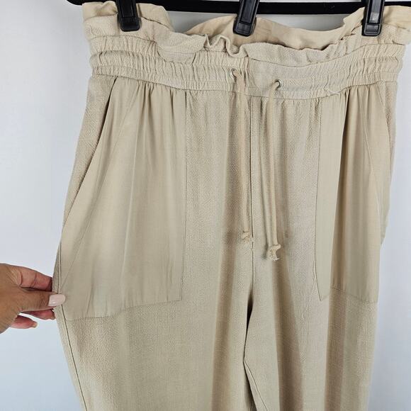 NWT BLANKNYC Ruffled Smocked Paperbag Elastic Waist Pull On Linen Jogger Pant L - Picture 4 of 12
